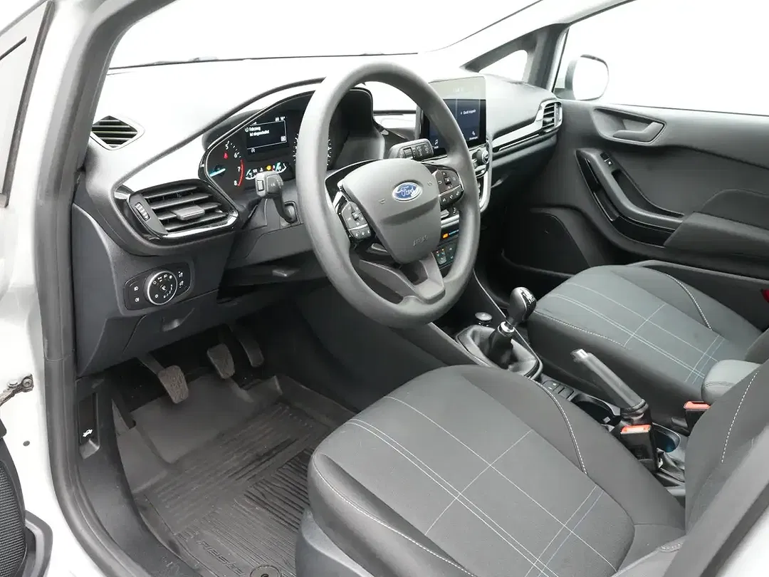 Ford Fiesta - Thumbnail 8