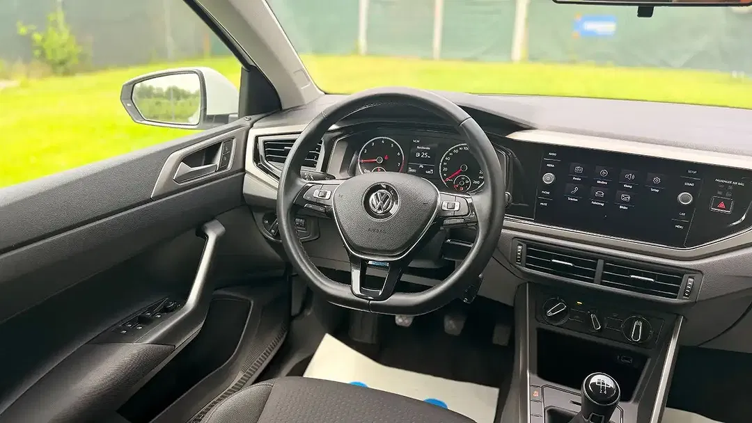 Volkswagen Polo - Thumbnail 12