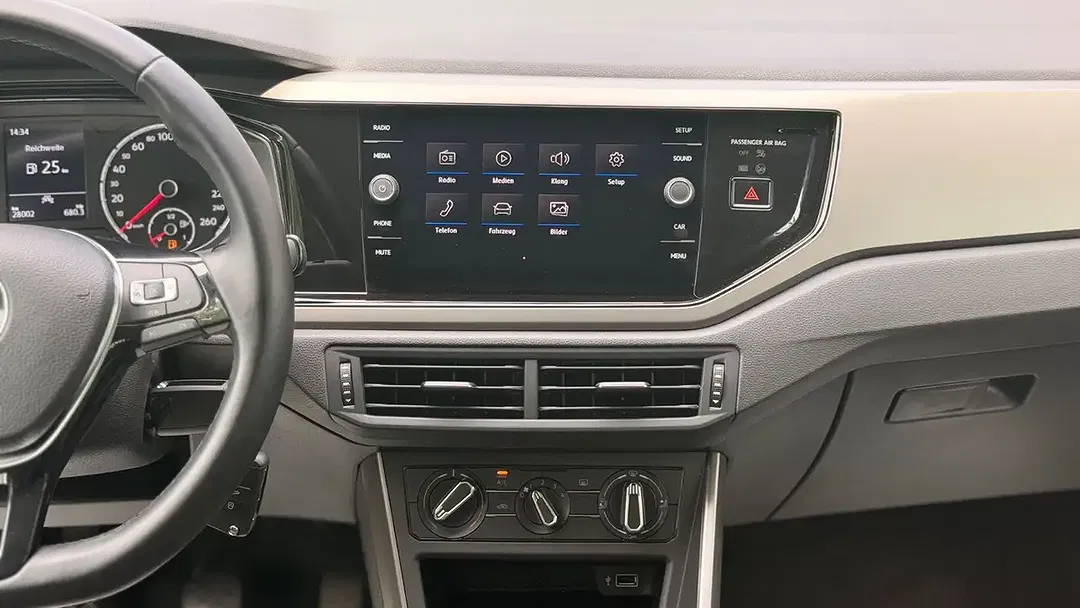 Volkswagen Polo - Thumbnail 15