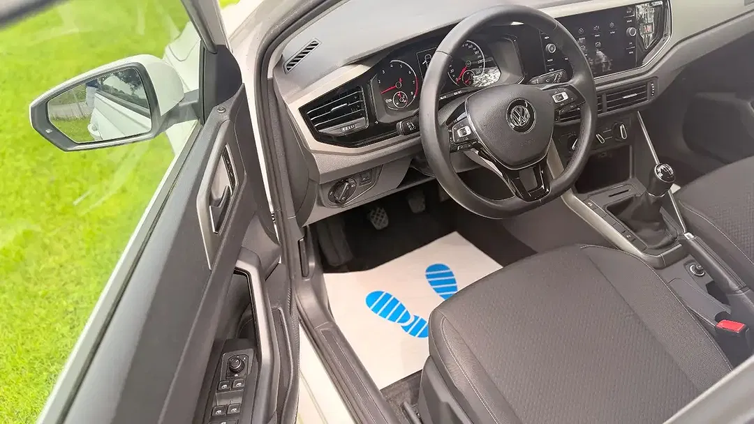 Volkswagen Polo - Thumbnail 9