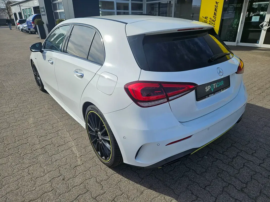Mercedes-Benz A 250 - Thumbnail 4