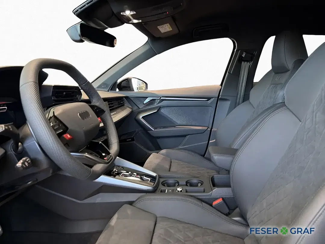 Audi RS3 - Thumbnail 11