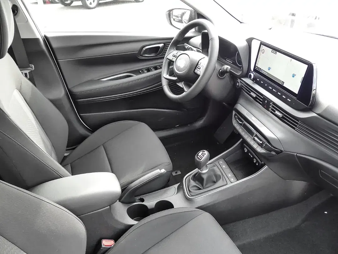 Hyundai i20 - Thumbnail 4