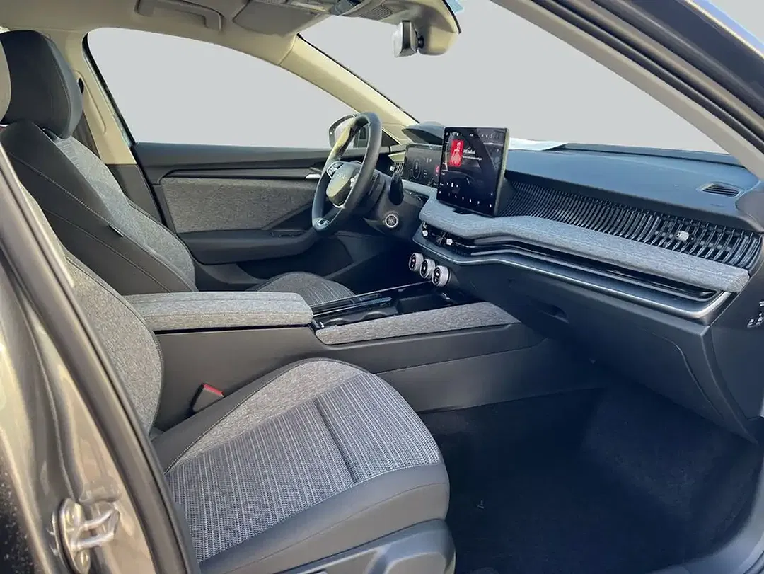 Skoda Superb - Thumbnail 12