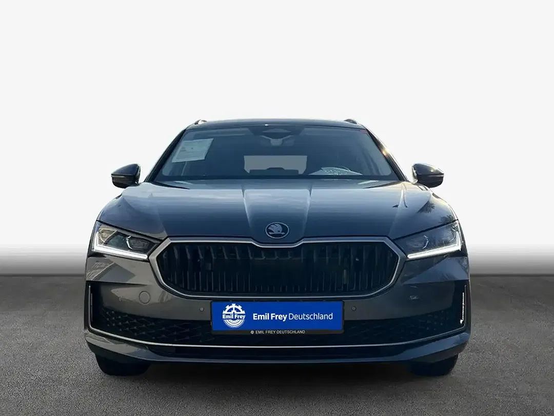 Skoda Superb - Thumbnail 3