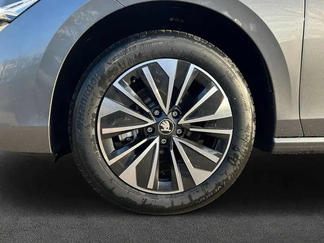 Skoda Superb - Thumbnail 7
