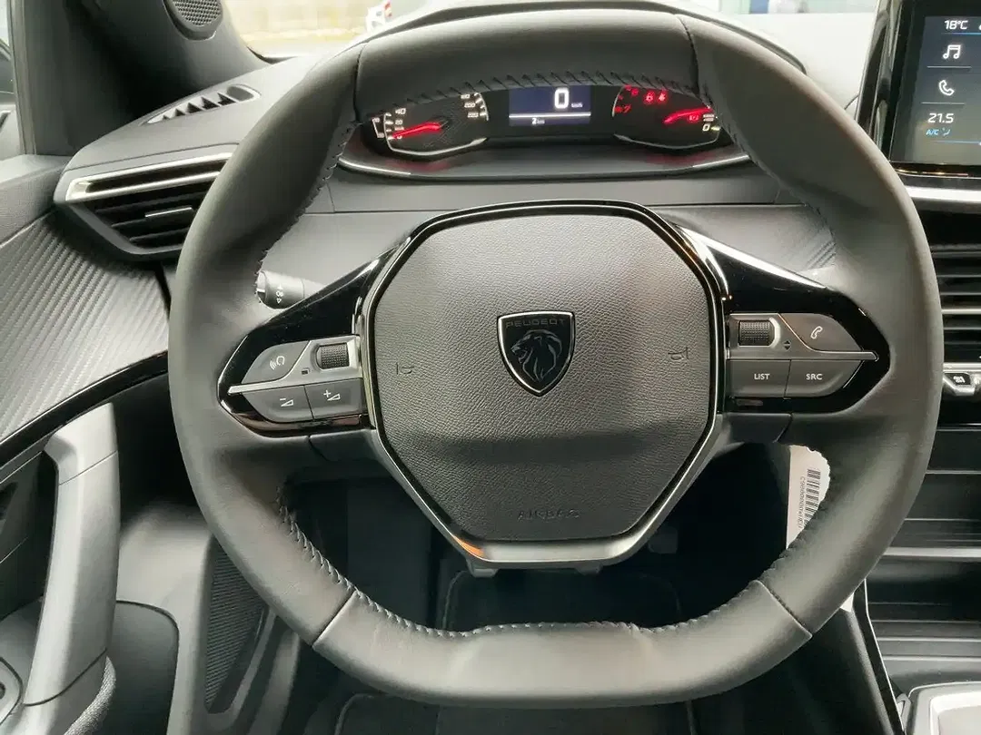 Peugeot 2008 - Thumbnail 9