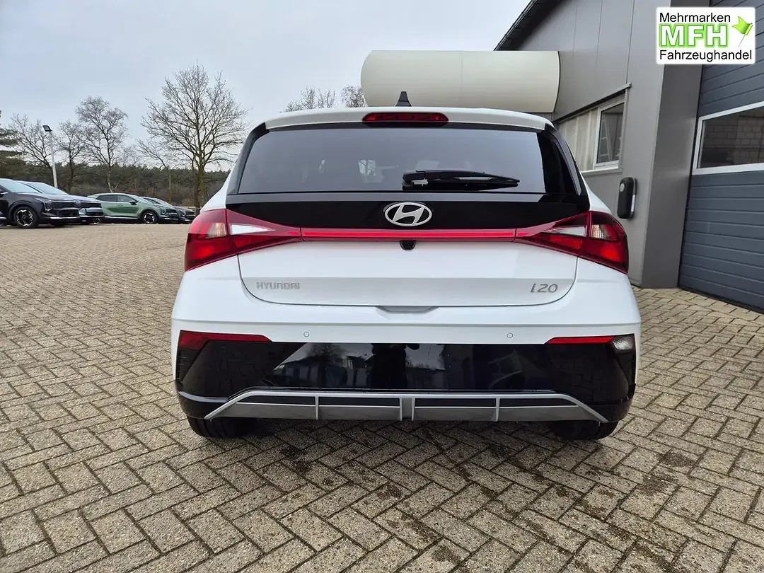 Hyundai i20 - Thumbnail 2