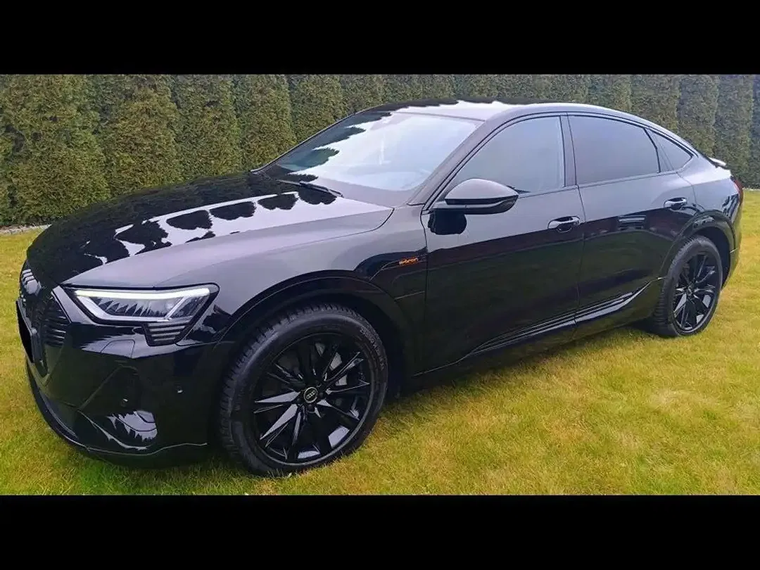 Audi e-tron - Thumbnail 1
