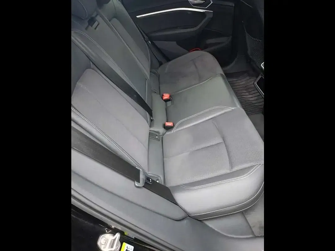 Audi e-tron - Thumbnail 13