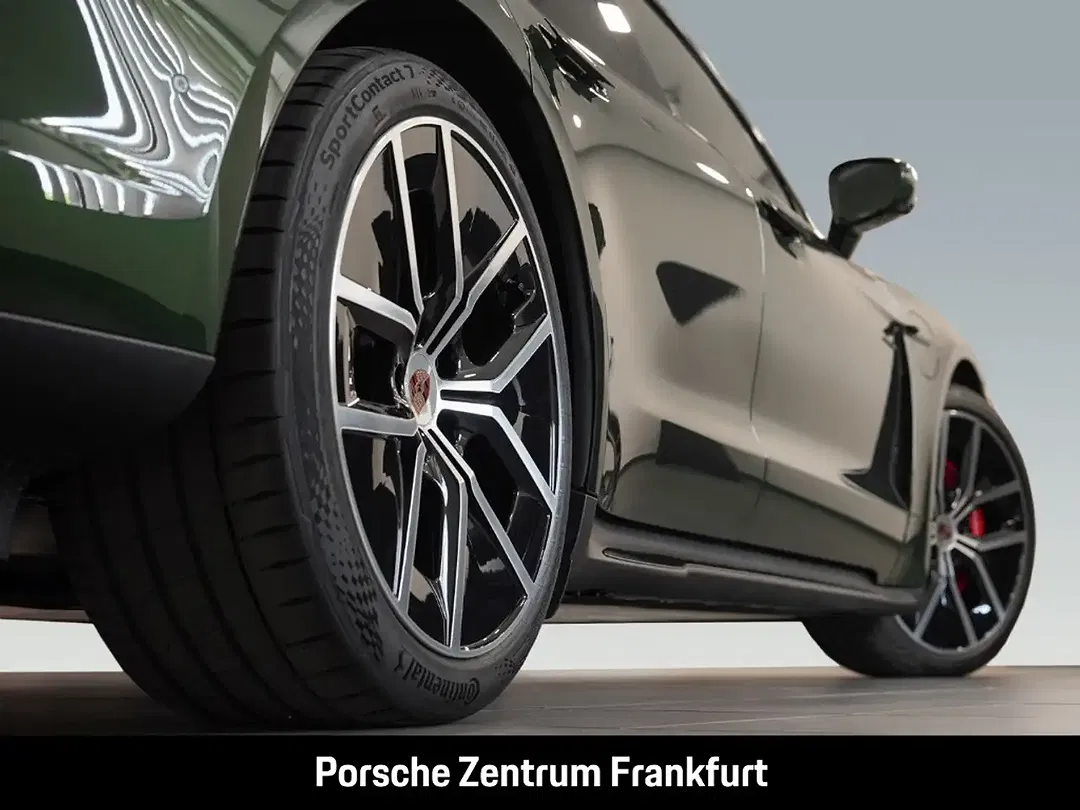 Porsche Taycan - Thumbnail 6