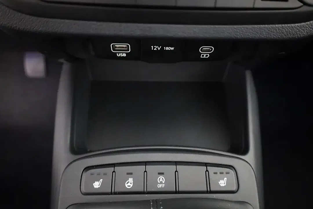 Hyundai i10 - Thumbnail 13