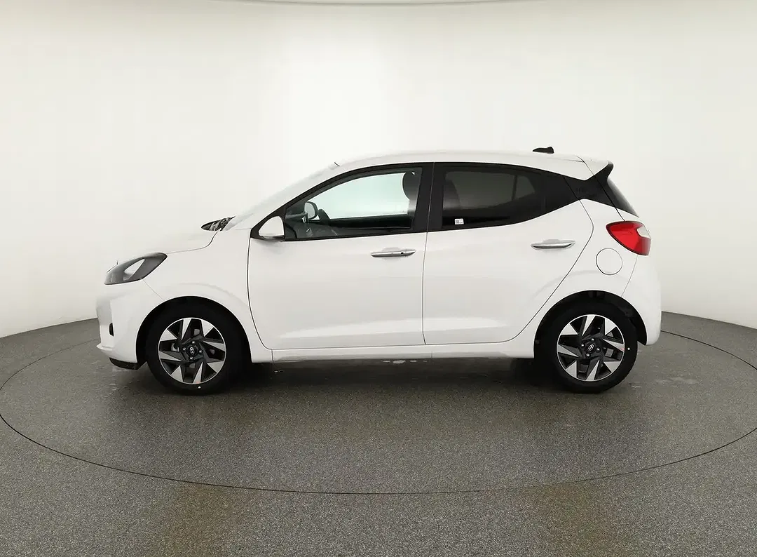 Hyundai i10 - Thumbnail 1