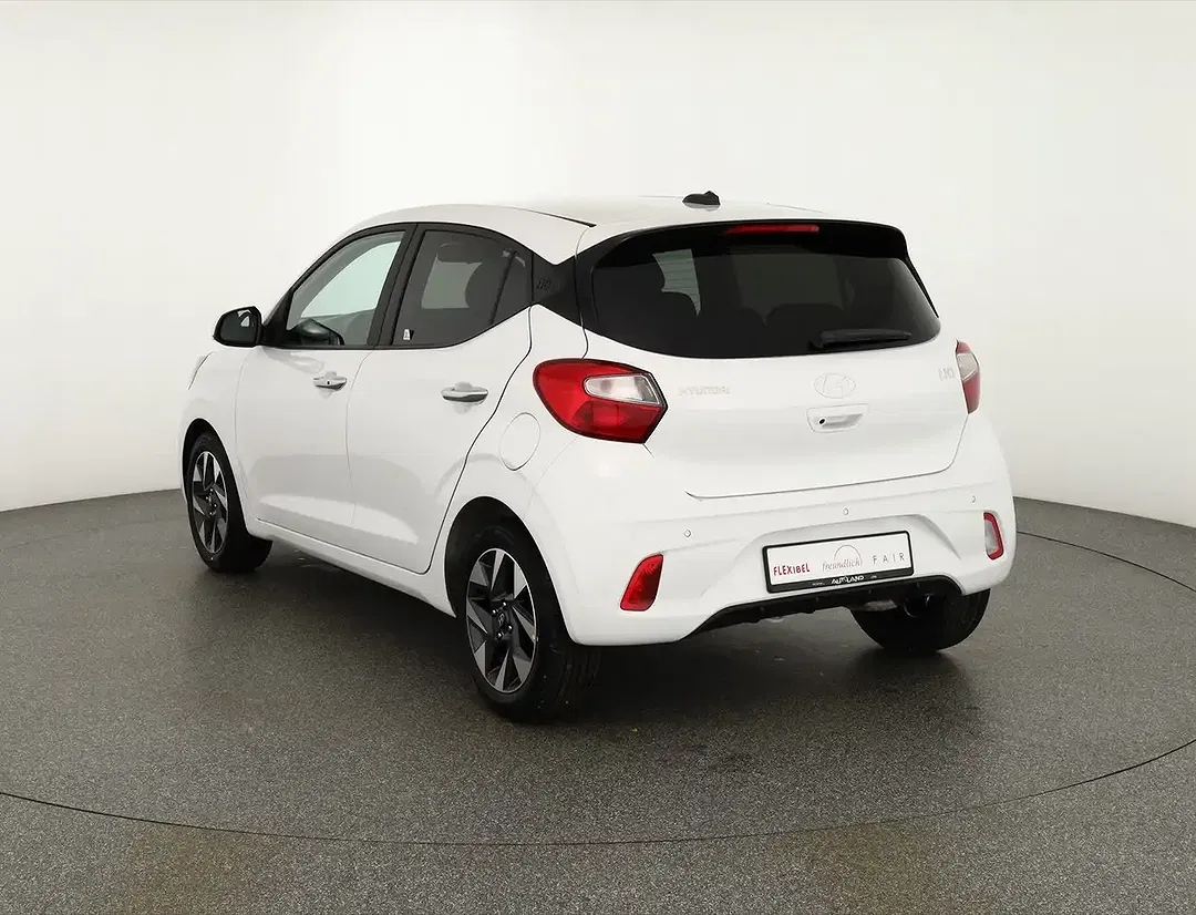 Hyundai i10 - Thumbnail 2