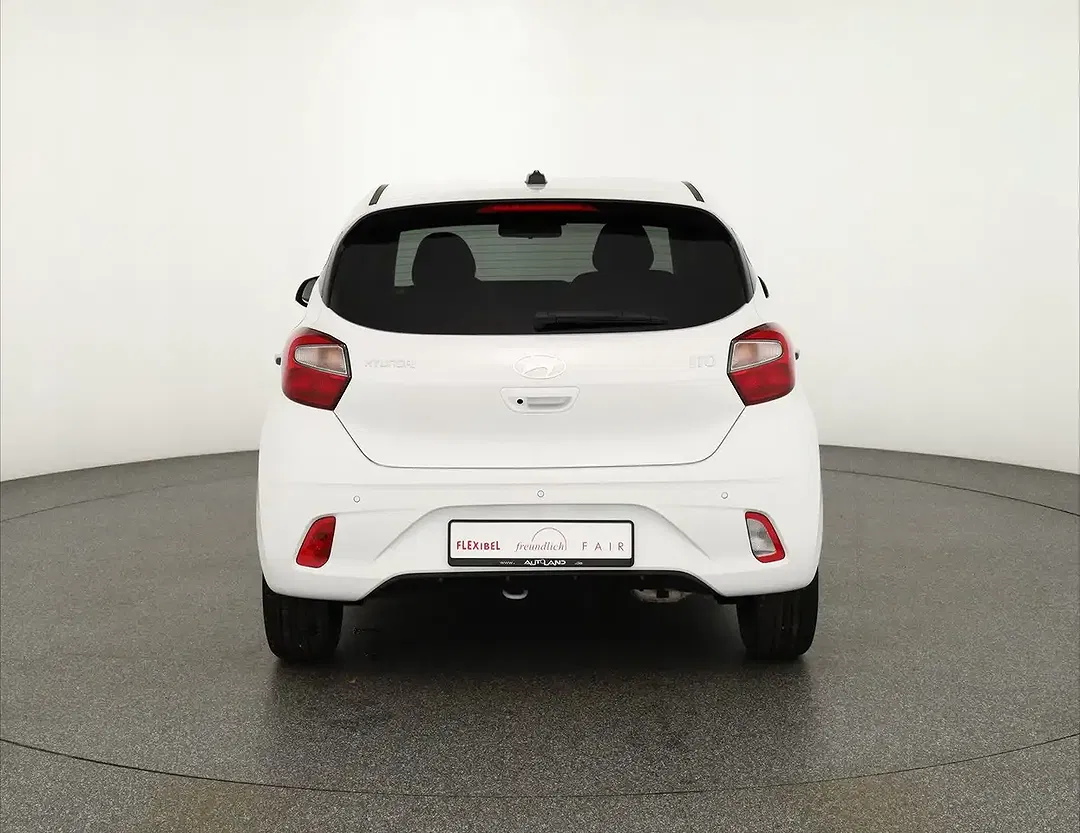Hyundai i10 - Thumbnail 3