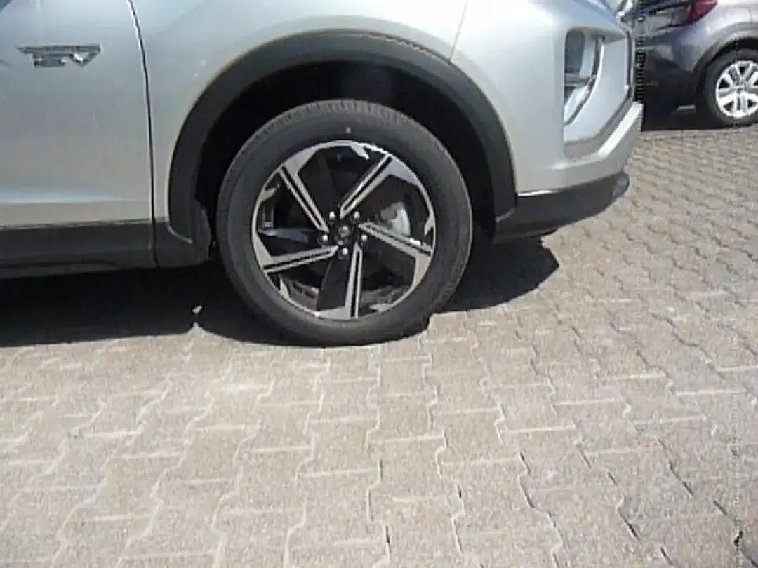 Mitsubishi Eclipse Cross - Thumbnail 12