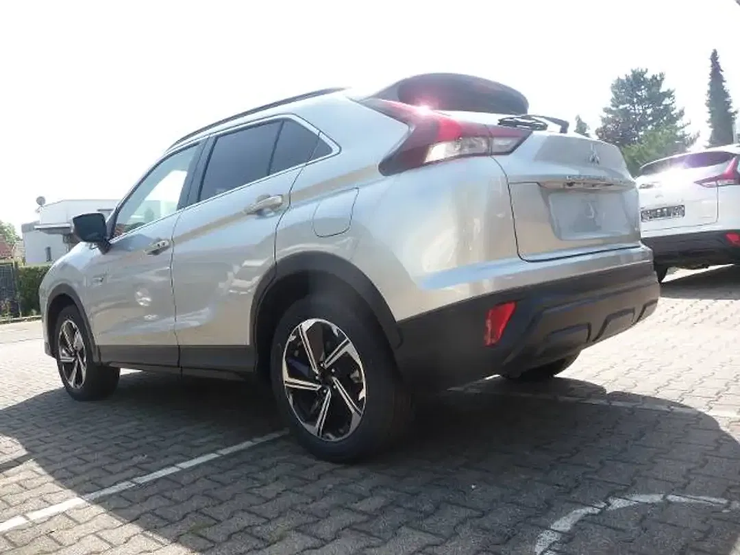Mitsubishi Eclipse Cross - Thumbnail 2