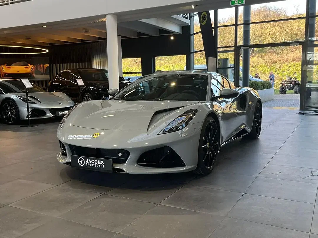 Lotus Emira - Afbeelding 1