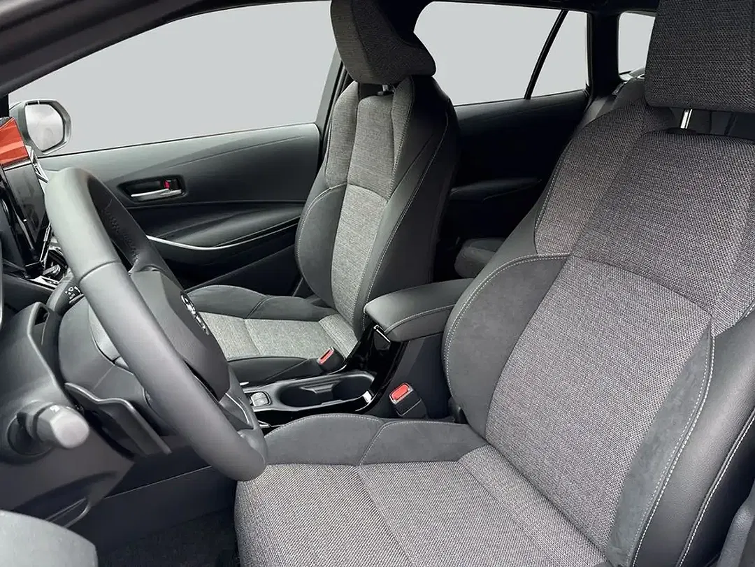 Toyota Corolla - Thumbnail 10