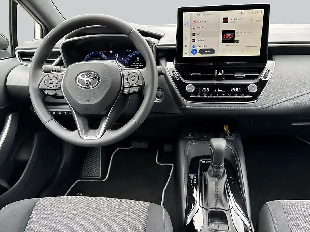 Toyota Corolla - Thumbnail 13
