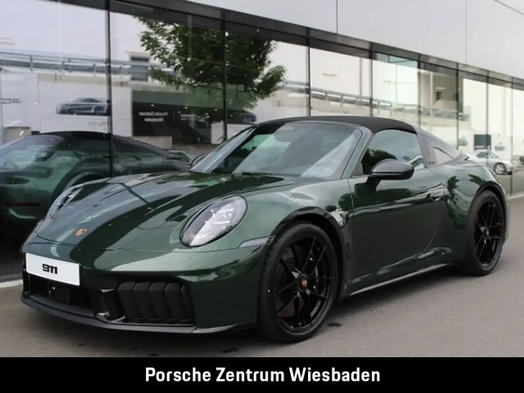Porsche 992 - Thumbnail 1