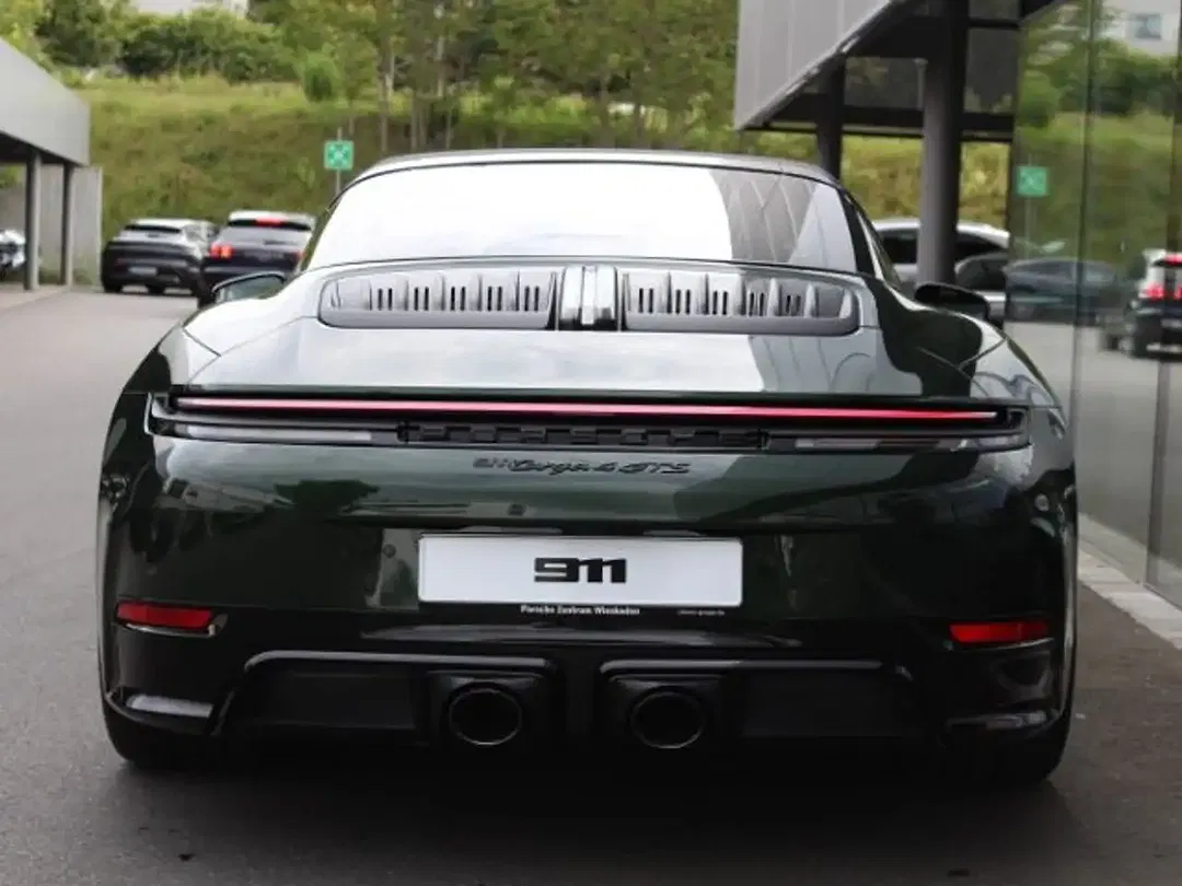 Porsche 992 - Thumbnail 10