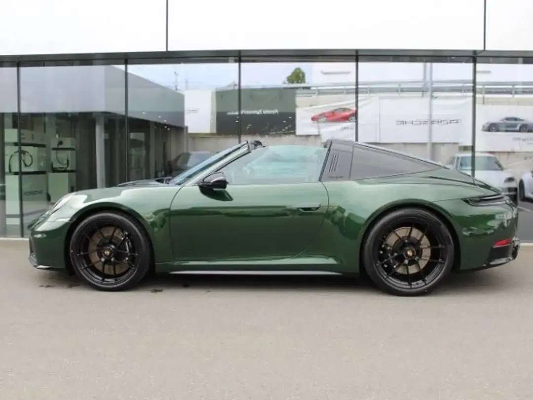 Porsche 992 - Thumbnail 14