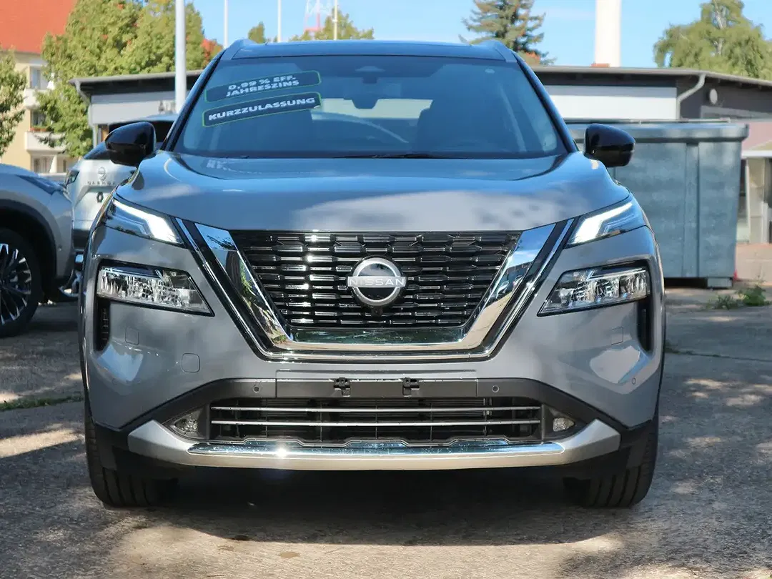 Nissan X-Trail - Thumbnail 3