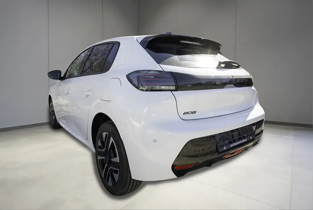 Peugeot 208 - Thumbnail 4