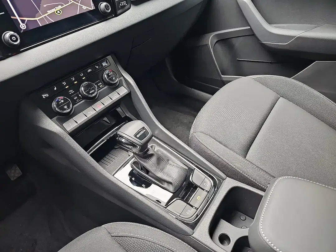 Skoda Karoq - Thumbnail 12