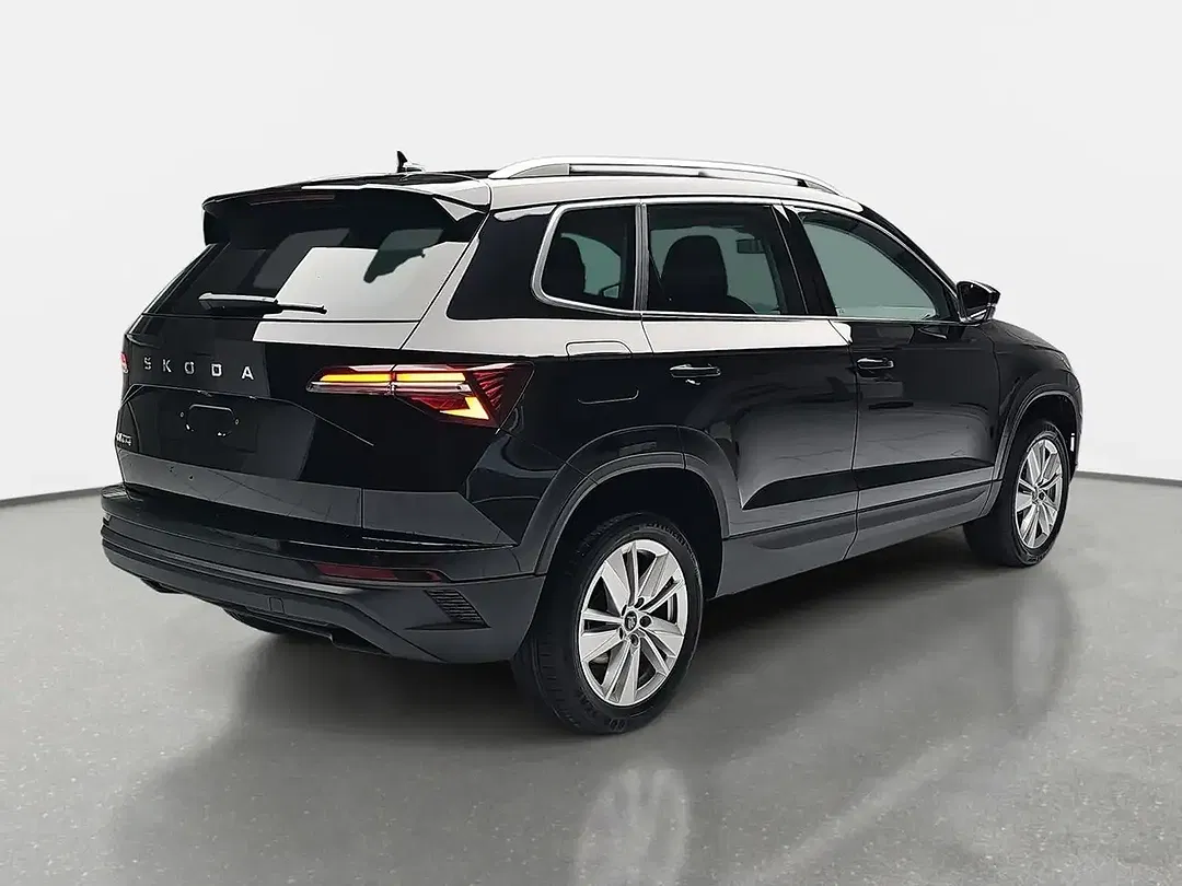 Skoda Karoq - Thumbnail 3