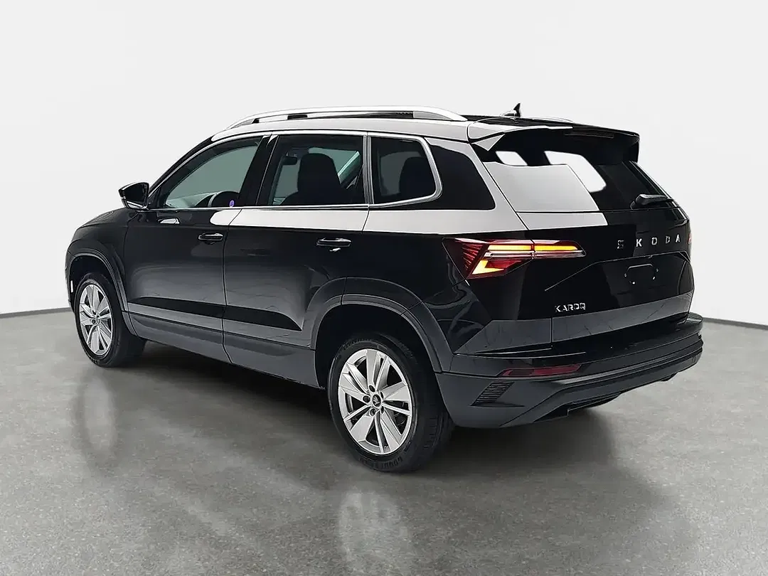 Skoda Karoq - Thumbnail 4