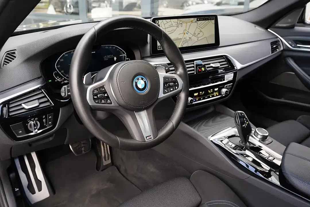 BMW 530 - Thumbnail 10