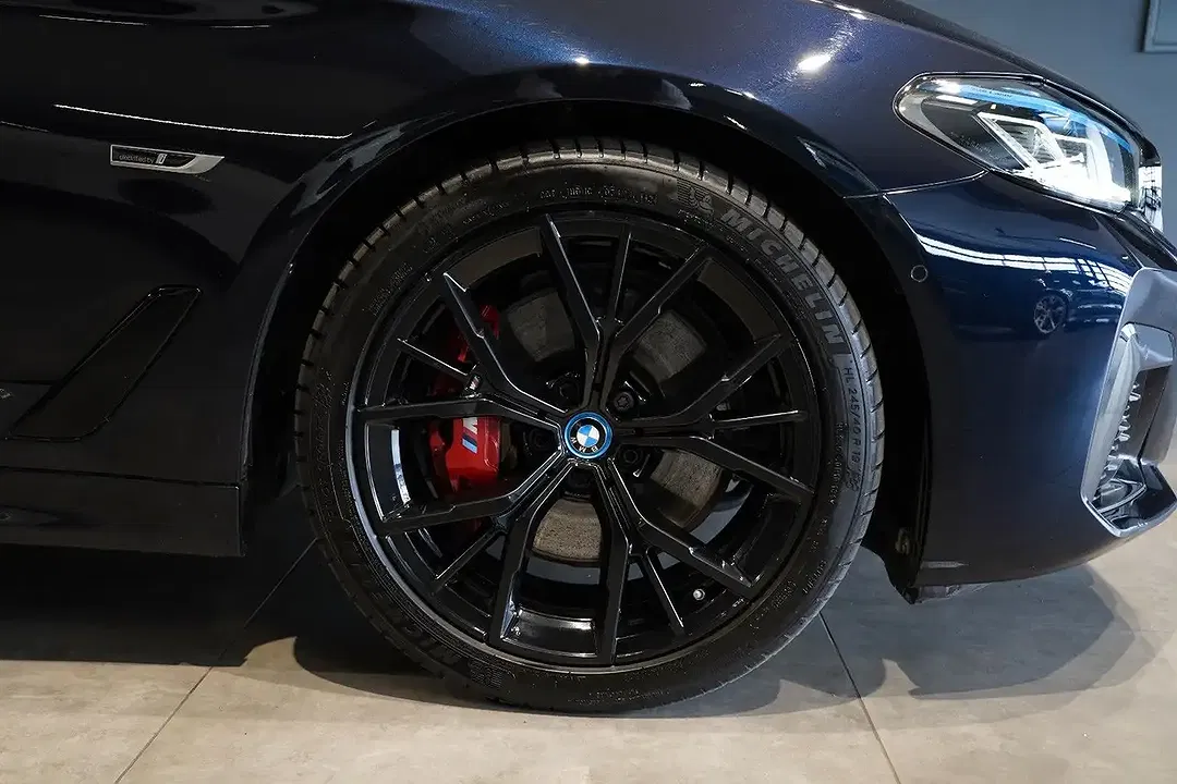 BMW 530 - Thumbnail 9