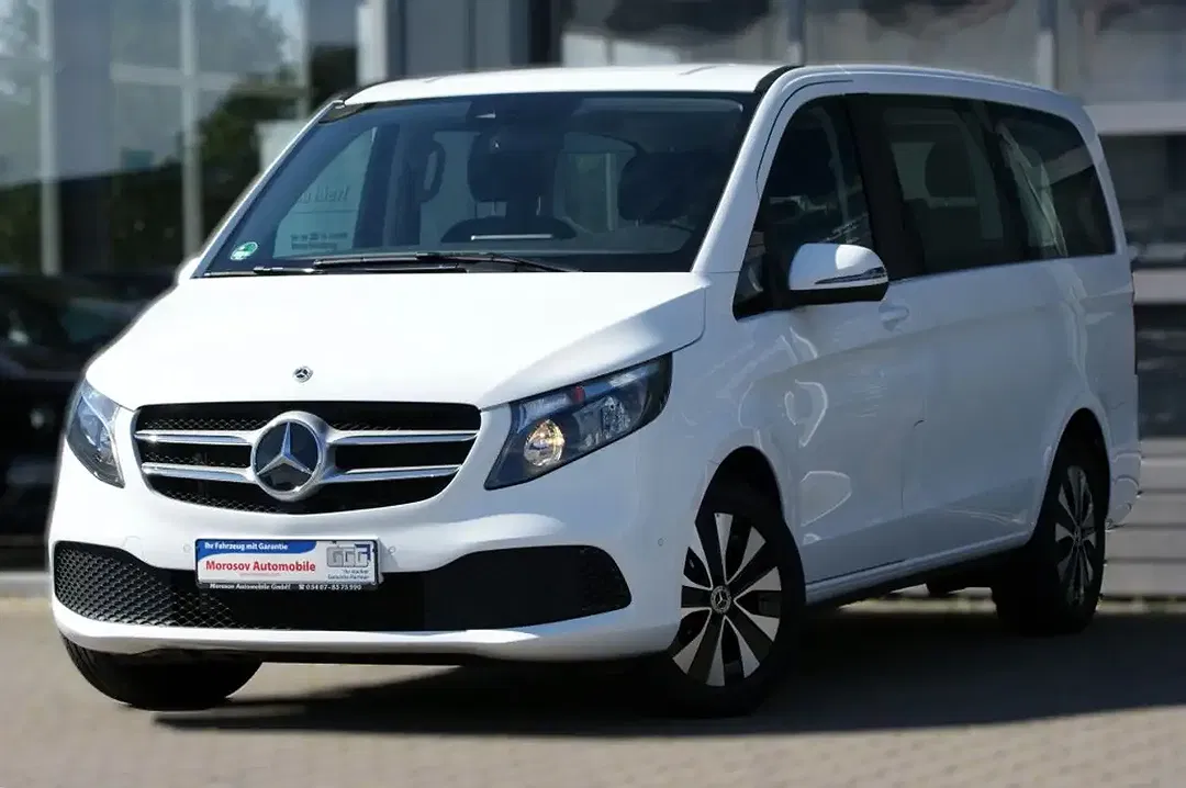 Mercedes-Benz V 220 - Thumbnail 2