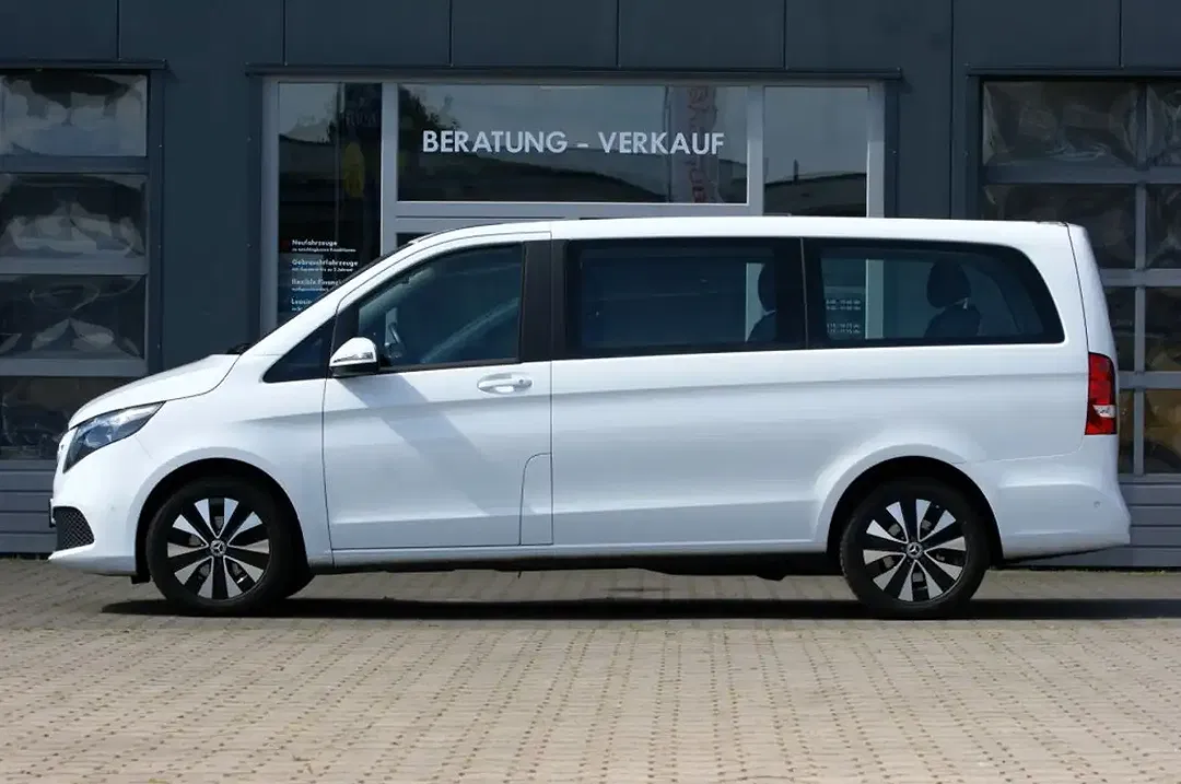 Mercedes-Benz V 220 - Thumbnail 5