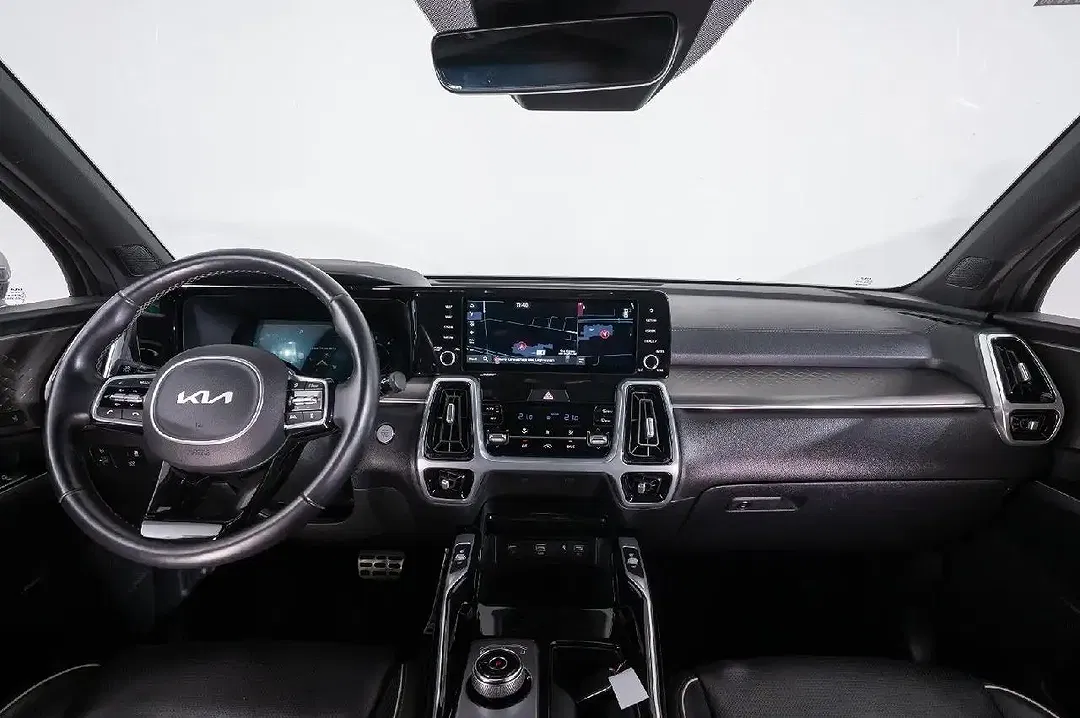 Kia Sorento - Thumbnail 13