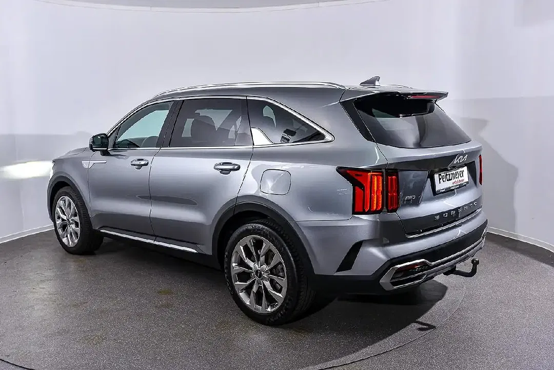 Kia Sorento - Thumbnail 7