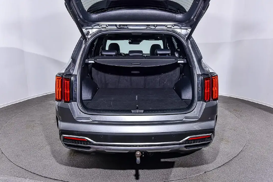 Kia Sorento - Thumbnail 9