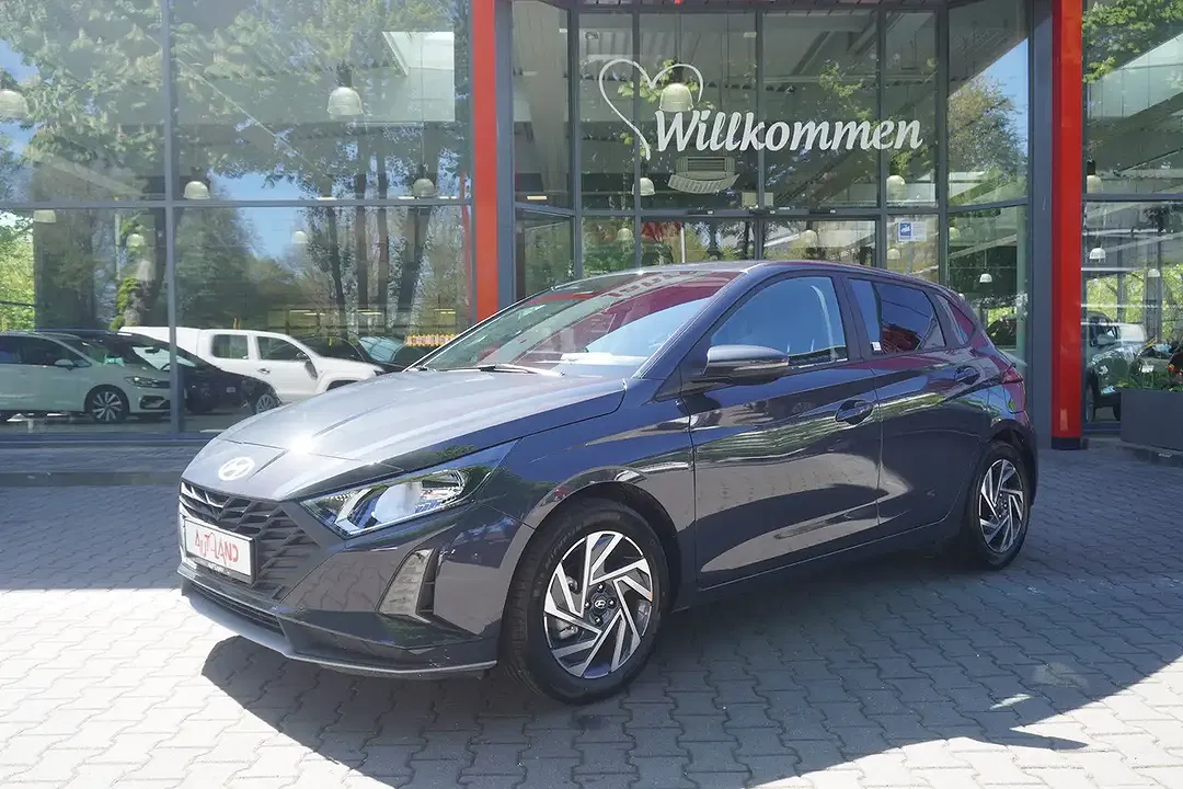 Hyundai i20 - Thumbnail 1