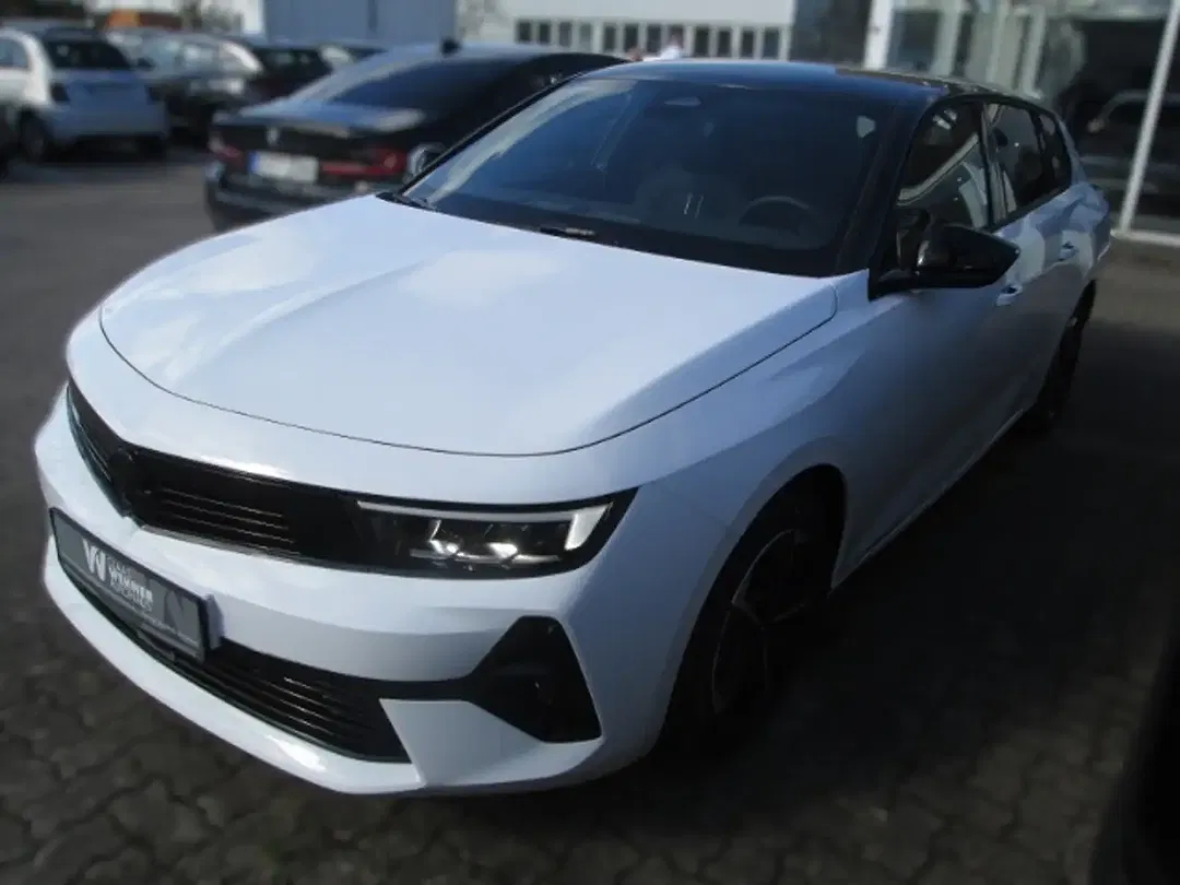 Opel Astra - Thumbnail 2