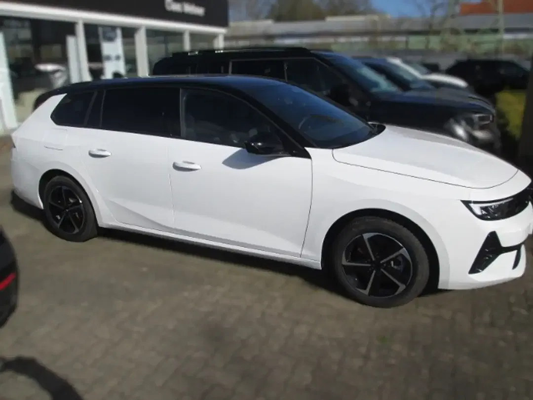 Opel Astra - Thumbnail 3