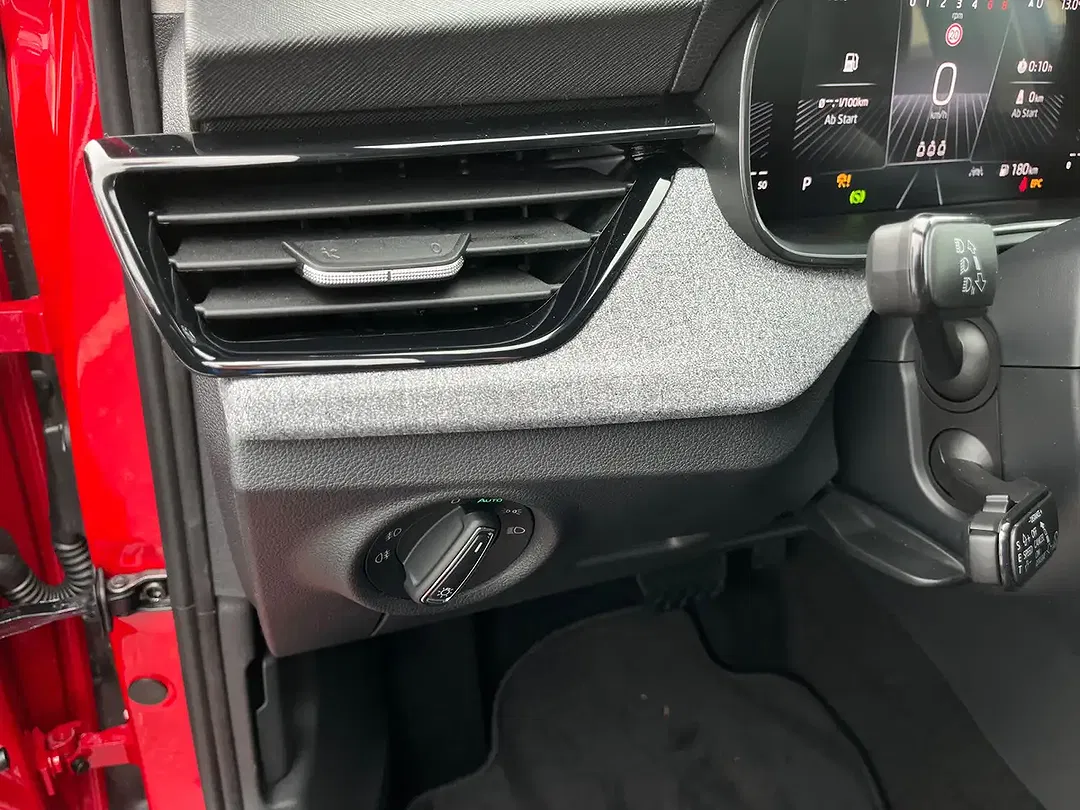 Skoda Kamiq - Thumbnail 12