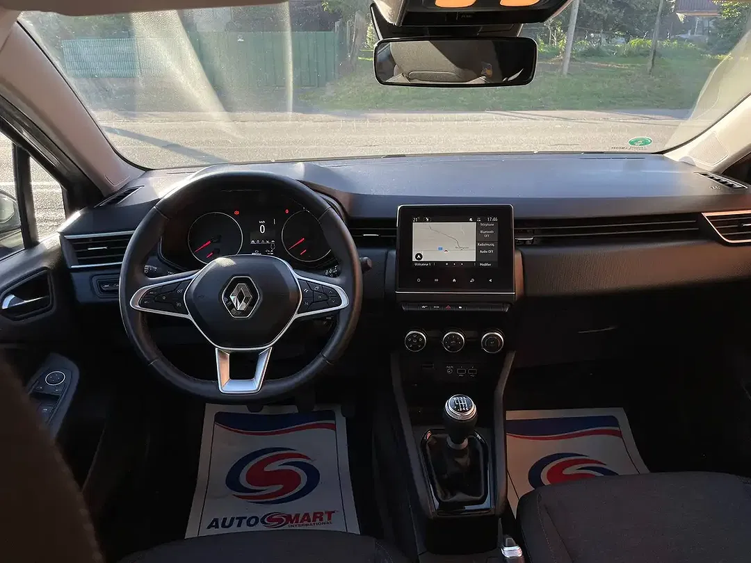 Renault Clio - Thumbnail 8
