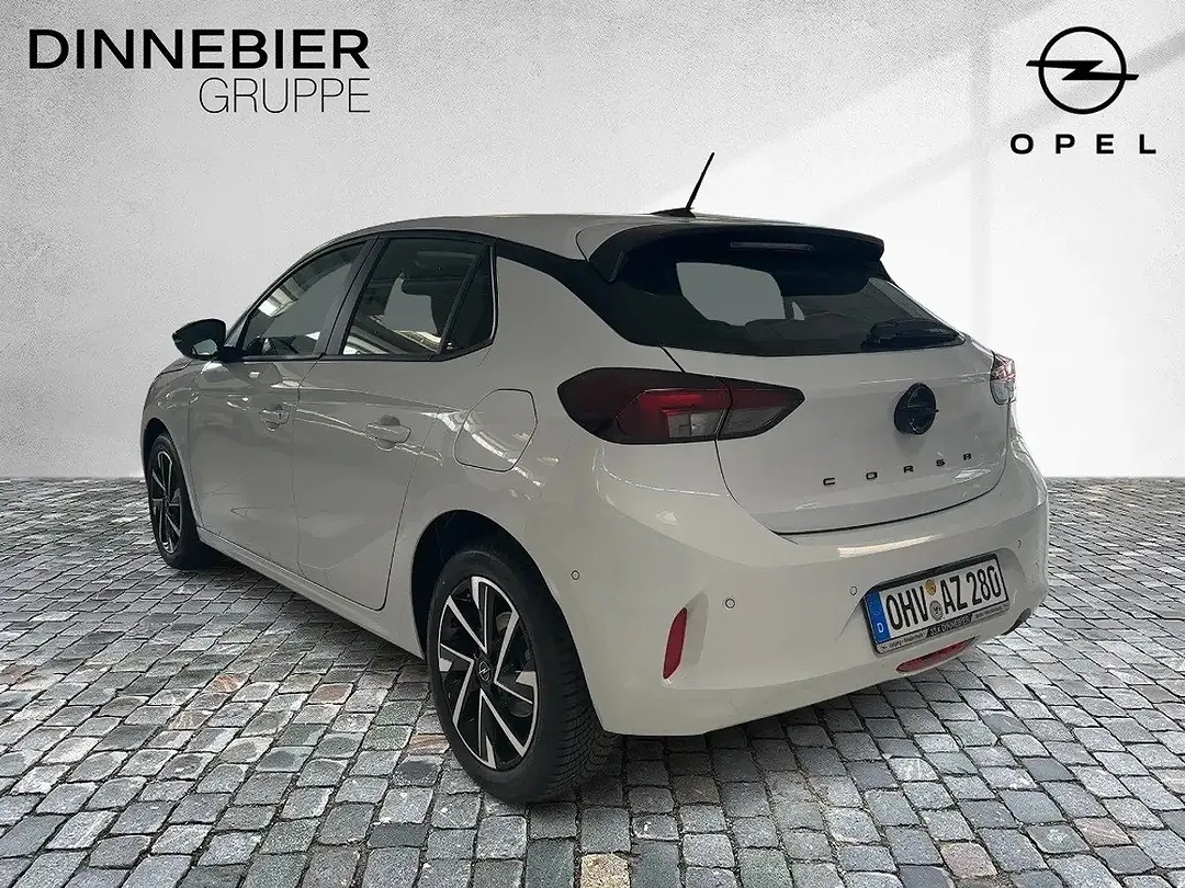 Opel Corsa - Thumbnail 3