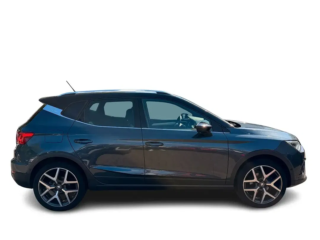 SEAT Arona - Thumbnail 5