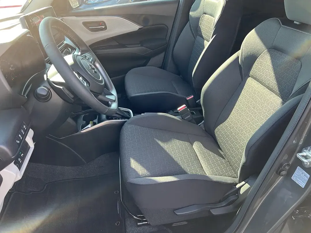 Suzuki Swift - Thumbnail 5