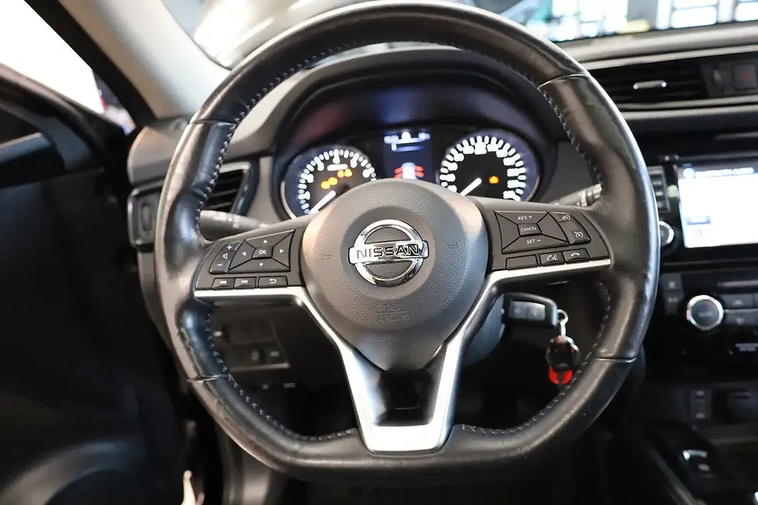Nissan X-Trail - Thumbnail 10