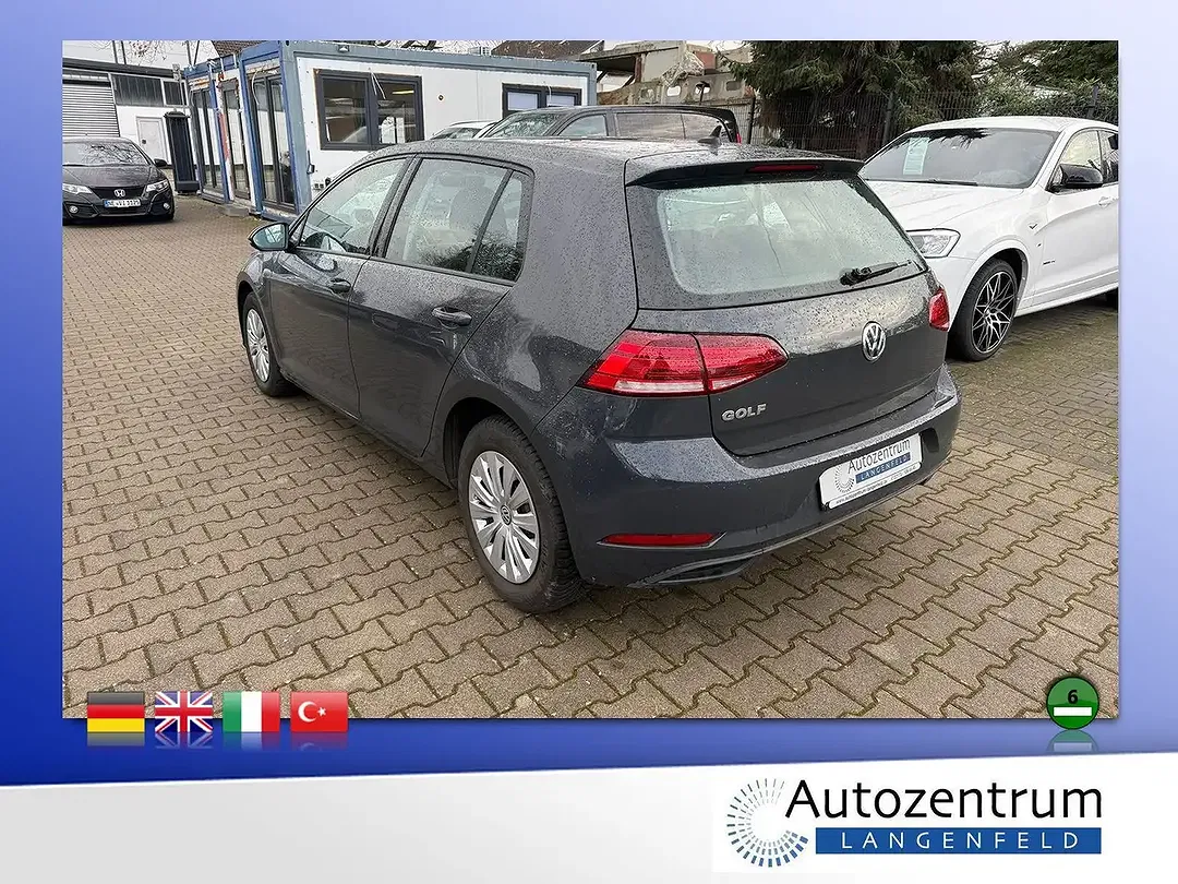 Volkswagen Golf - Thumbnail 2