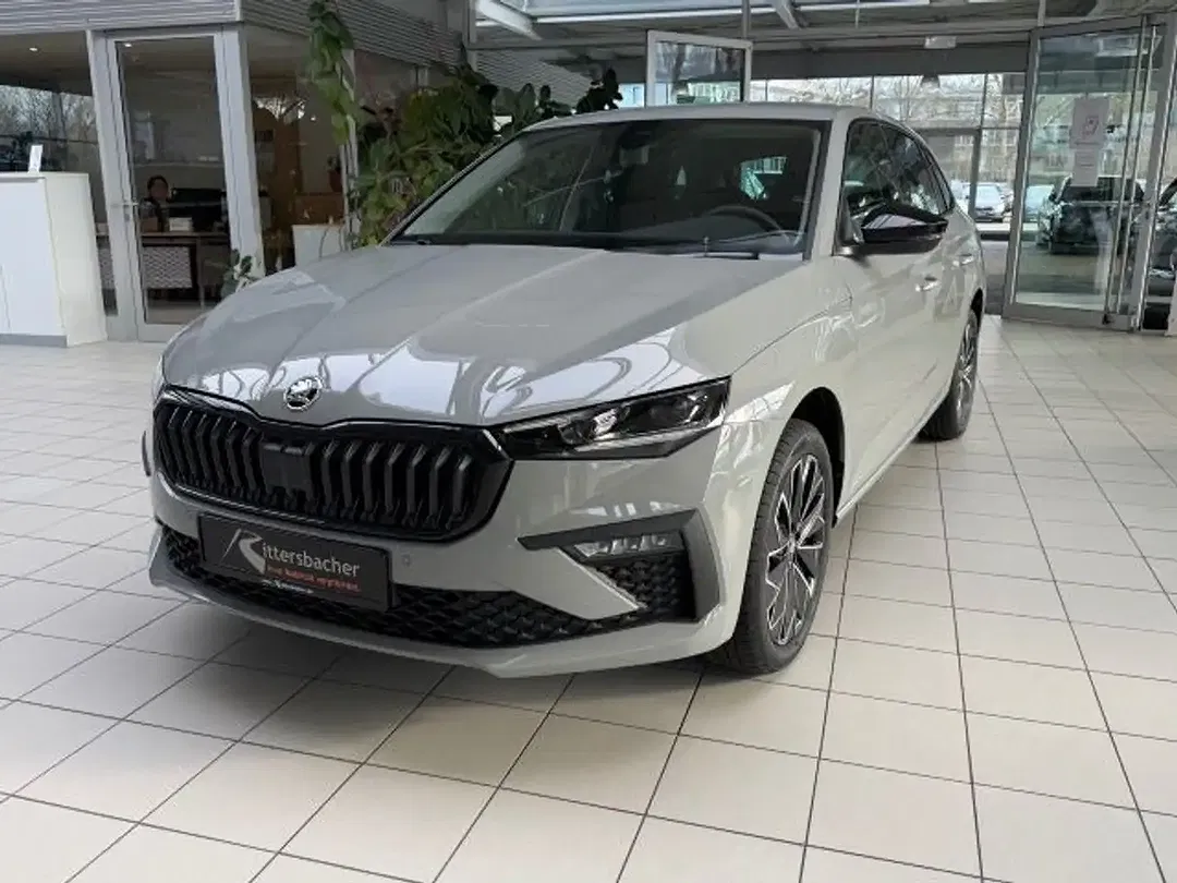 Skoda Scala - Thumbnail 2